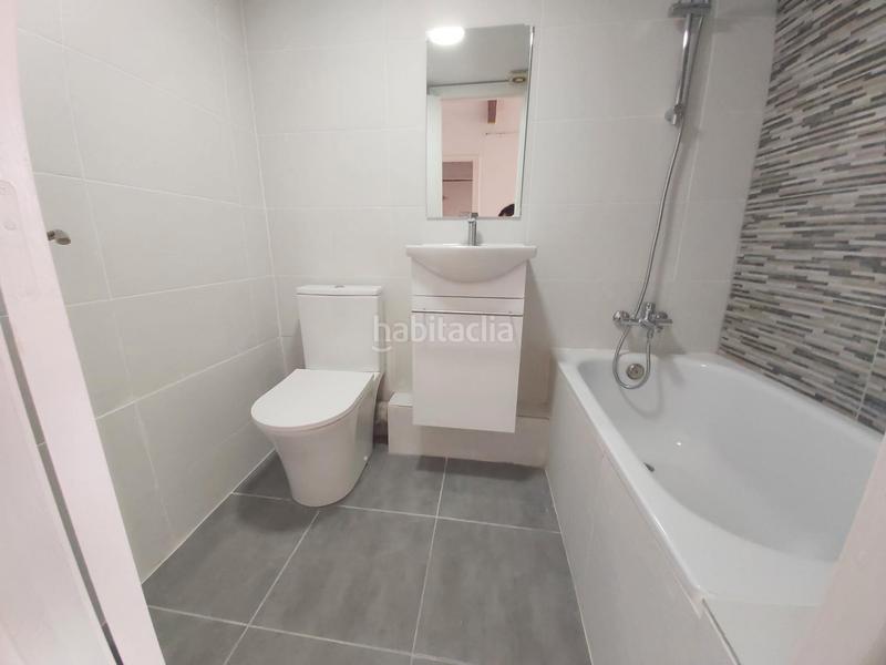 Foto 885e07ff-a32d-4523-930d-5036f0b87881. Etagenwohnung in Raval Barcelona