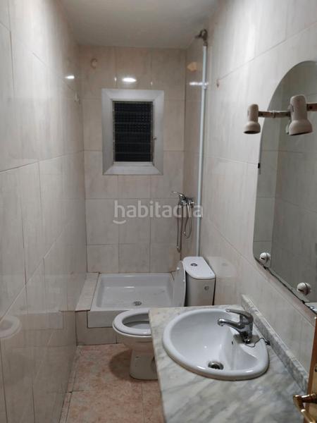 Foto cbf9fcd0-4a19-45ca-993d-6ddd9a51ba99. Piso en La Torrassa Hospitalet de Llobregat (L´)