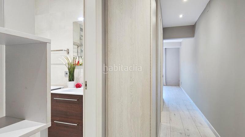 Foto 505a3a87-af20-47ab-8640-ea2a1f50601c. Etagenwohnung in El Camp de l´Arpa del Clot Barcelona