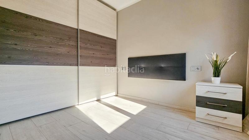 Foto 6b66183f-61ae-4946-bb63-7da27438aa21. Flat in El Camp de l´Arpa del Clot Barcelona