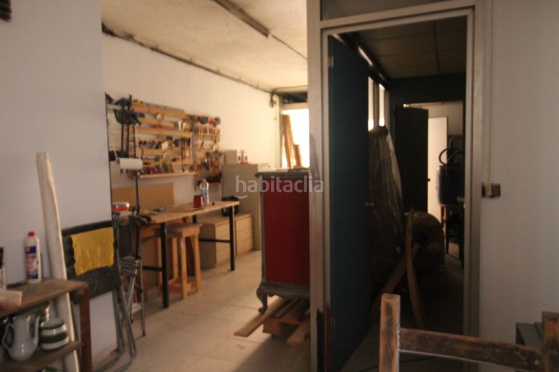 Foto 58d9f37b-2a8a-4708-8cbb-19644783bc6c. Local comercial a El Camp de l´Arpa del Clot Barcelona