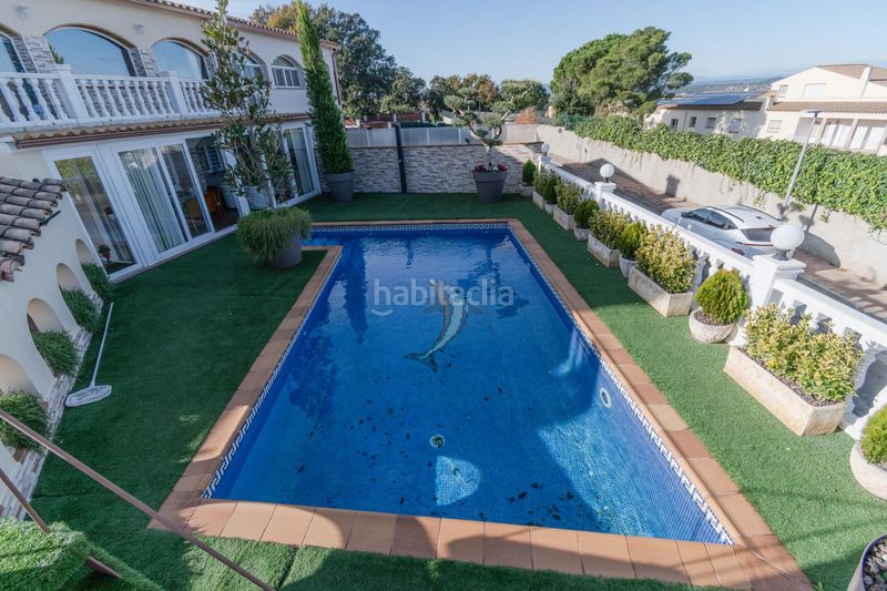 Foto ab4f4c1e-5e7c-43aa-b9f0-16e41f7b56fc. Maison jumelée avec chauffage parking piscine dans els masos de Pals Pals