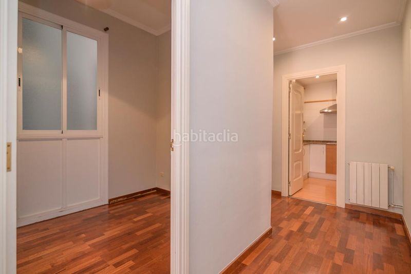 Foto f552e29a-a7b9-4d74-87a0-8226086de2e8. Pis amb calefacció a L´Antiga Esquerra de l´Eixample Barcelona