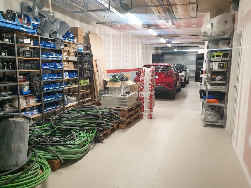 Foto b6f27e74-028f-4a09-9cf7-8d1537fa341f. Local comercial a Can Vidalet Esplugues de Llobregat