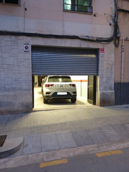 Foto f815d7fc-e926-4654-be97-9d5c8609b697. Local comercial a Can Vidalet Esplugues de Llobregat