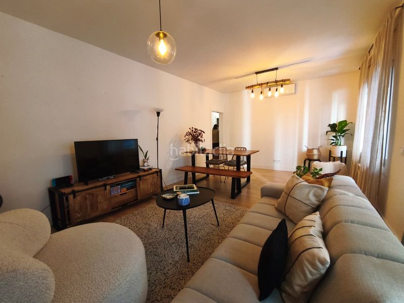 Foto 5ef0d46a-ff30-4720-b7eb-e99d36372944. Piso en Vila de Gràcia Barcelona