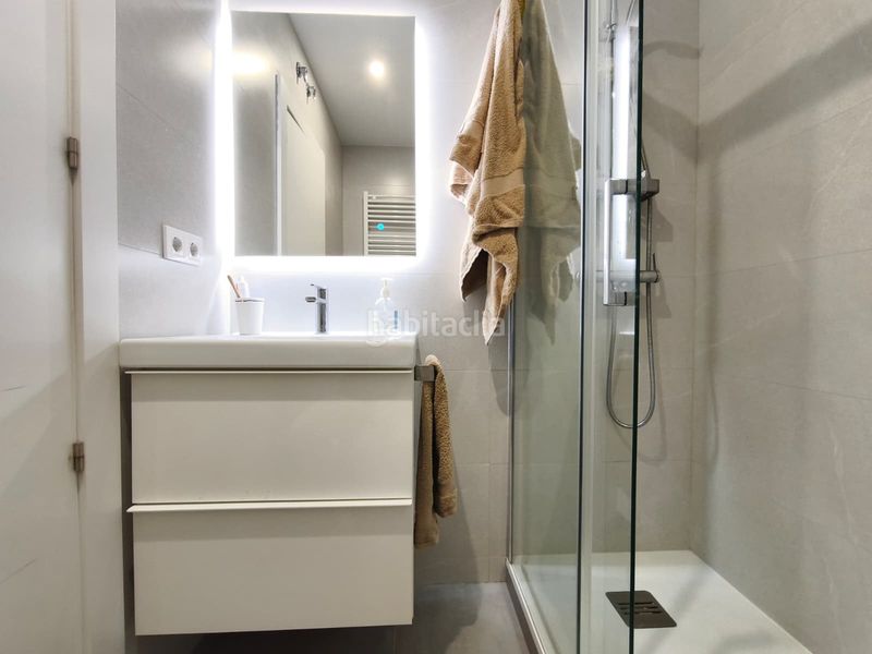 Foto b2abeec0-9c9f-4844-916d-ce74031d20bc. Piso en Vila de Gràcia Barcelona