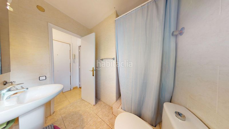 Foto a7671ece-d7a1-4de0-95fc-24f5090be4f3. Pis amb piscina a El Poal Castelldefels