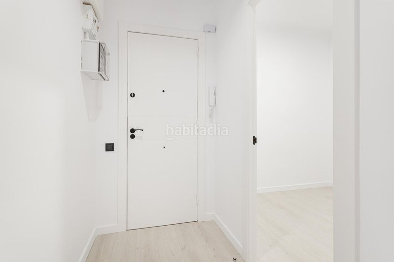 Foto 97e12801-bb03-41e0-b170-1c13c7bc3ae1. Pis amb calefacció a Centre Esplugues de Llobregat