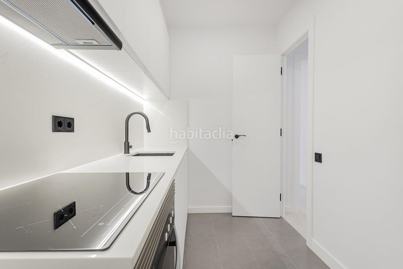 Foto 0d2c906c-b971-4ee3-8fa2-999d3fe9d2b2. Piso en Centre Esplugues de Llobregat