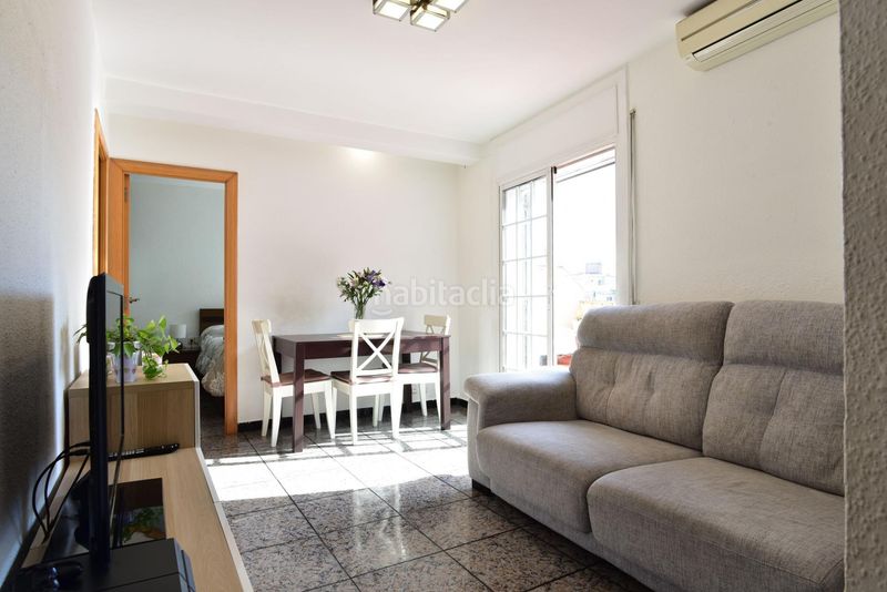 Foto ad50959b-b843-48c4-a70d-bd0c49ed6ee2. Àtic a Carmel Barcelona