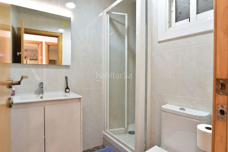 Foto b71fa150-a290-420b-a0cc-3f06b6ee81a1. Àtic a Carmel Barcelona