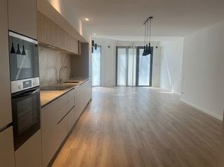 Zweistöckige Wohnung  Carrer de nàpols