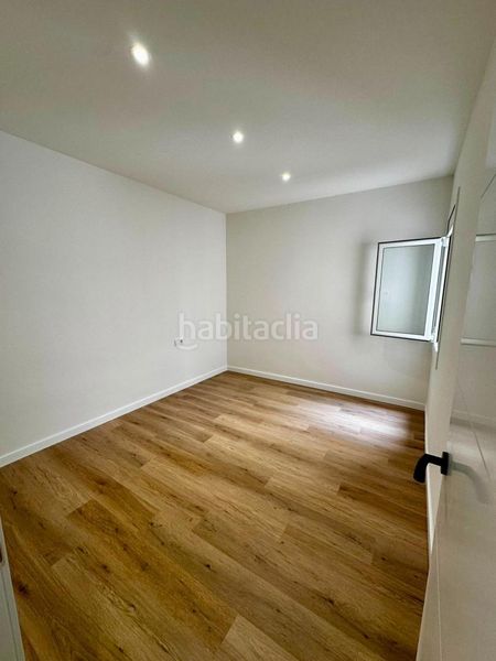 Foto bef75d5f-7ec4-4a43-8273-c970b2d397f7. Piso en La Gavarra Cornellà de Llobregat