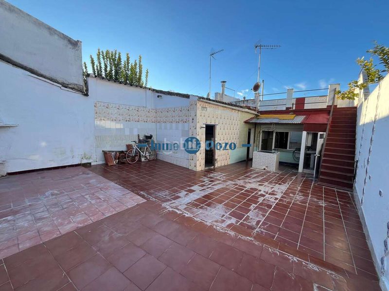 Foto b2d4c749-9817-41f5-8458-336fa059ae21. Casa a Almendralejo