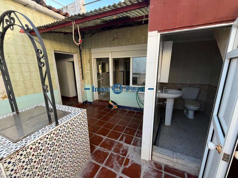 Foto b90d1a4e-bf0e-4ff0-9c33-b2c43c0399f3. Casa a Almendralejo