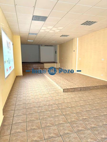 Foto 9b442f41-9514-4131-8018-cc49b43bbe62. Local comercial a Almendralejo