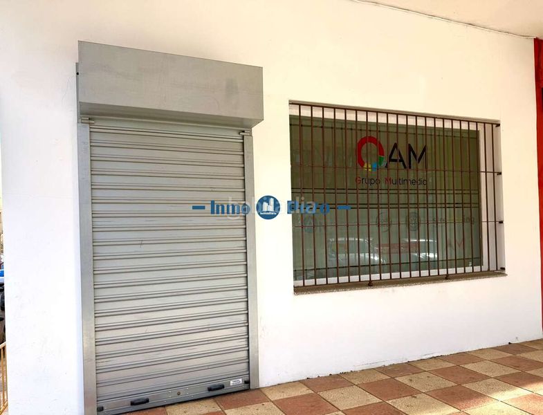 Foto a52a9b83-671a-4246-88d1-a094d3150da3. Local comercial a Almendralejo