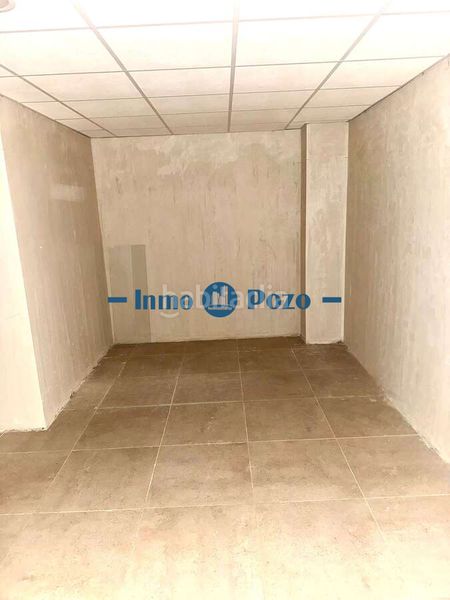 Foto af730d88-84e0-4fe3-b015-f6715e4a9114. Local comercial a Almendralejo