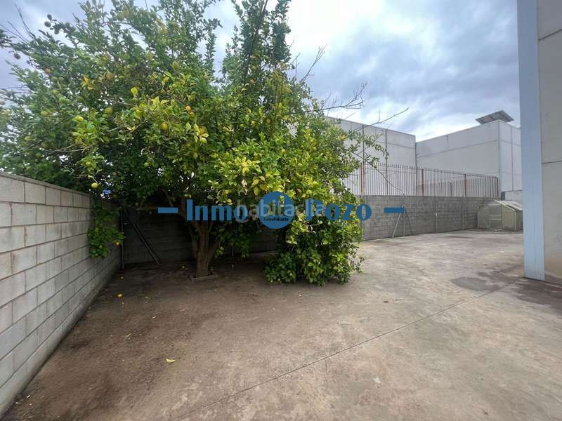 Foto 13cfce0e-529a-45e6-825c-b099020adc6b. Nau industrial a Almendralejo