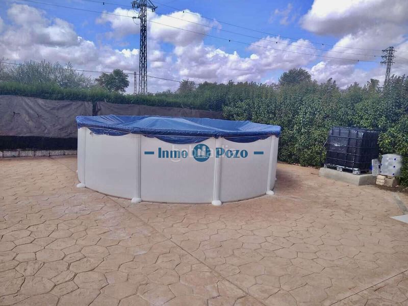 Foto 1ac8377e-f42a-4c19-8da4-9186c0f7cb82. Xalet amb piscina a Almendralejo