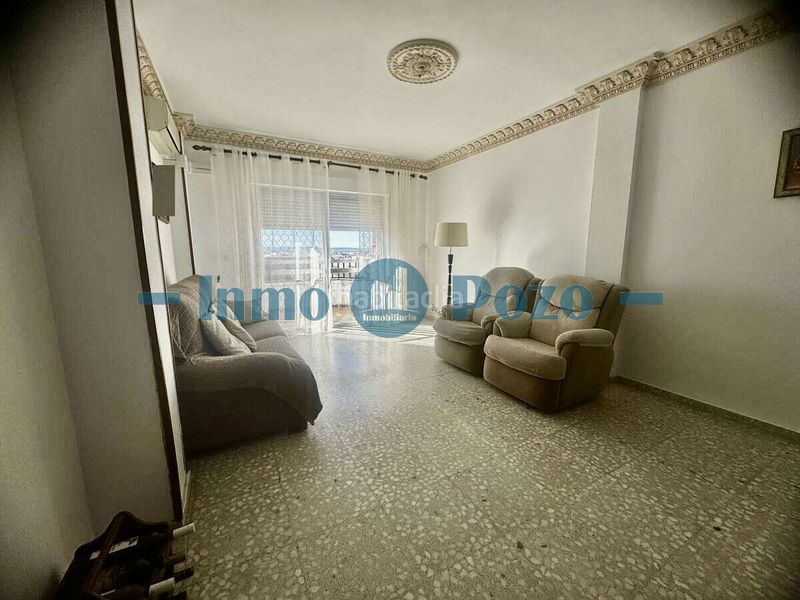 Foto f8d611b2-8dc2-4c7b-accd-df7d13dfcab6. Pis amb aparcament a Almendralejo