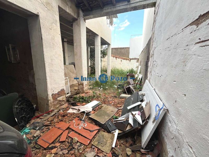 Foto a8b3cfca-aa32-44ad-ac88-d9711a6ed322. Casa a Almendralejo