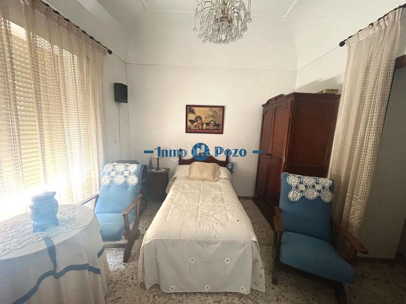 Foto 69797638-d658-4c02-af93-10ce1e7acfbe. Casa amb aparcament a Almendralejo