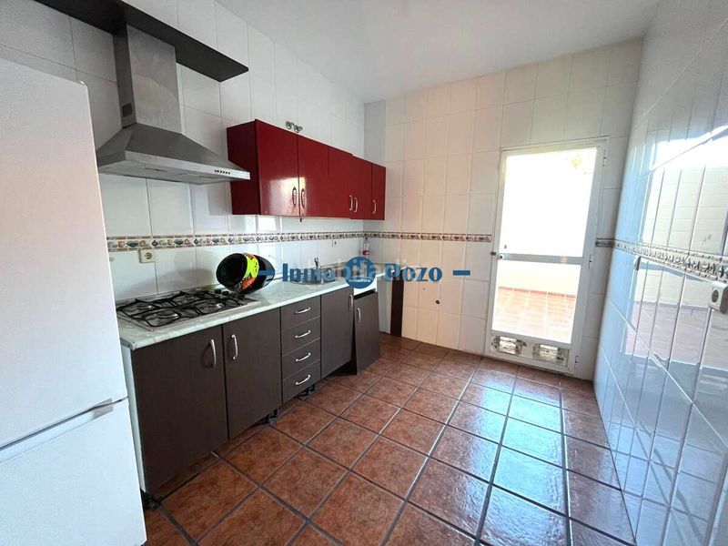 Foto b600df64-d2b8-40dc-9937-7a365e7ee6f3. Duplex in Almendralejo