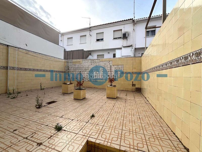 Foto 7b5b262c-f023-49c1-bbba-90a972683187. Dúplex a Almendralejo