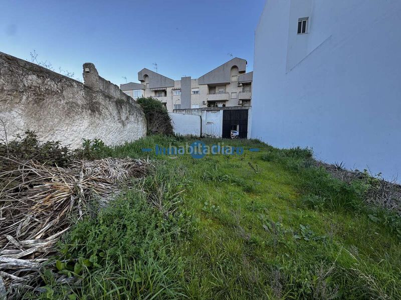 Foto 7cfef8d6-ac0d-436f-8349-5d2ac4cbe59f. Terreny residencial a Almendralejo