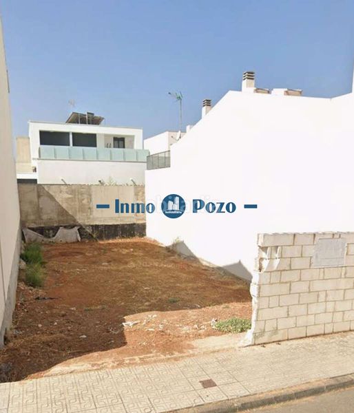 Foto 183f7c2a-3a95-49fb-a275-291886560e54. Terreny residencial a Almendralejo