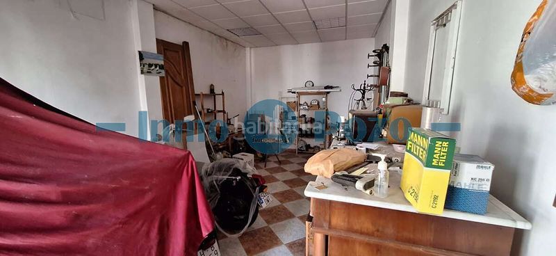 Foto 43edcbf1-c82f-4a2f-a21e-cd3c7994aeaf. Local comercial a Almendralejo