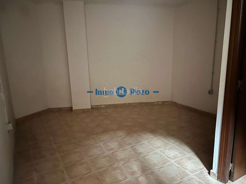 Foto 5459e7cf-b180-4d43-8fe9-2436913133c4. Local comercial a Almendralejo
