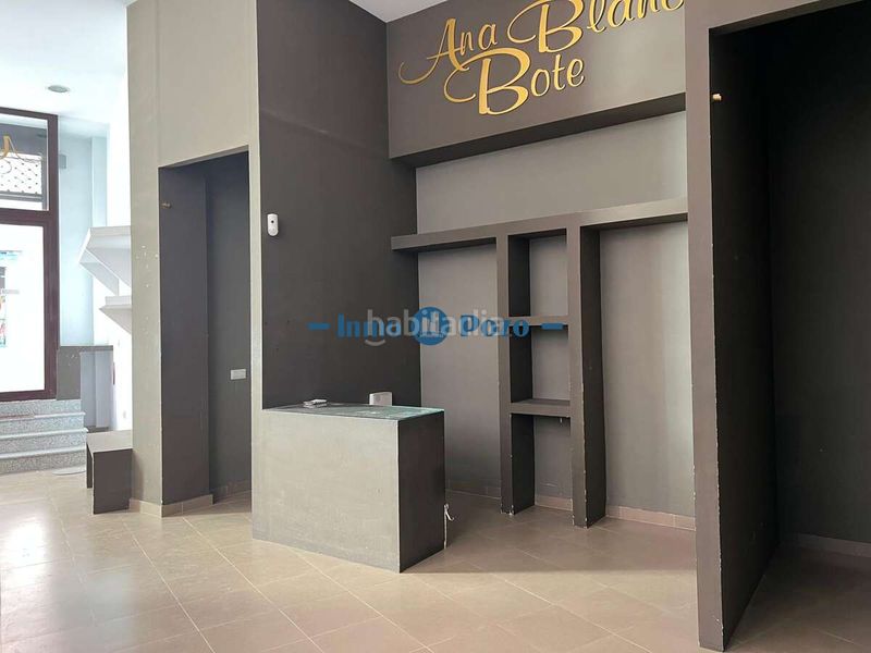 Foto 5d3ffb87-d161-4f83-8ae3-bc1d052d03c7. Local comercial a Almendralejo