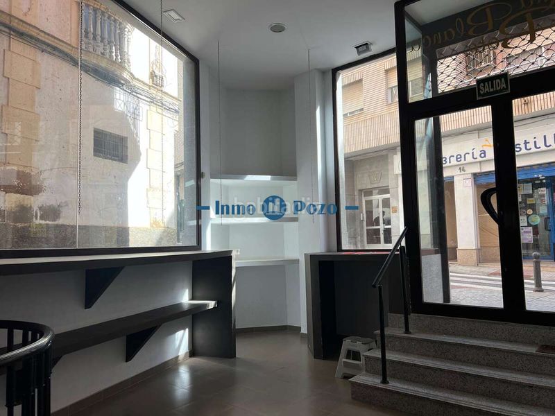 Foto 789acb21-8e92-4437-8b72-4c35b1897067. Local comercial a Almendralejo