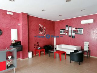 Lloguer Local Comercial a Almendralejo. Alquiler de local comercial  250 m  850 mes