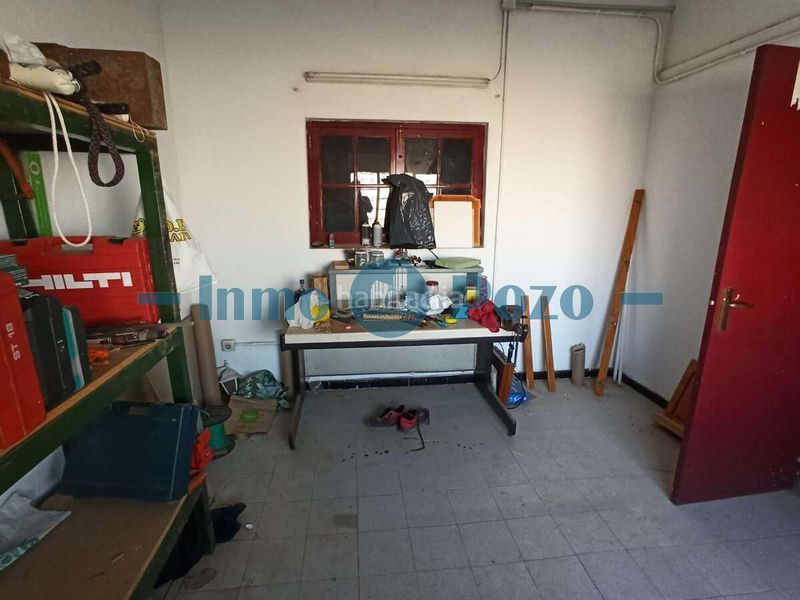 Foto 7b392f35-d0dd-49d3-a8b7-730b2f6153ec. Nau industrial a Almendralejo