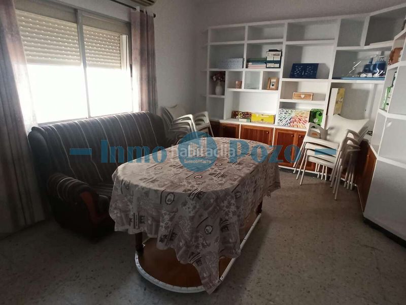 Foto f234aa34-5238-4e60-94aa-9fdaa5a73544. Nau industrial a Almendralejo