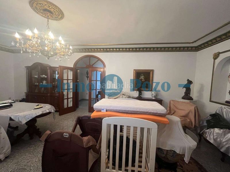Foto fce43dd3-b09c-4f4c-8a9d-68108e4a14fc. Casa amb aparcament a Almendralejo