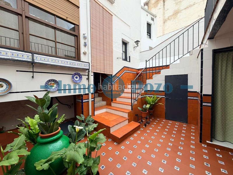 Foto 432b59d9-6f93-46f2-add9-6cf753378e04. Casa a Almendralejo