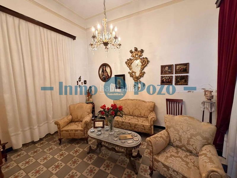Foto d9c2a3dd-df4c-4a0a-a15d-9c87c4e255e0. Casa a Almendralejo