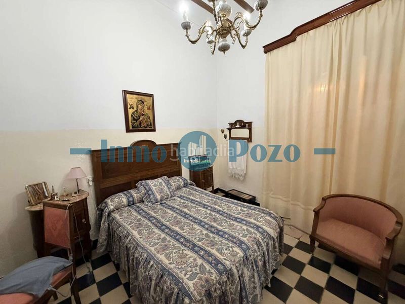 Foto e38d2939-857d-40d6-83a9-f12d1500b37c. Casa a Almendralejo