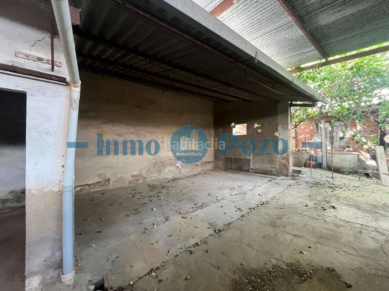 Foto 7c7357f2-8418-47cb-9be1-b061653c33fb. Nau industrial a Almendralejo