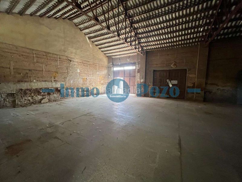 Foto bd290c85-baa8-4719-ad0c-2d042549d90a. Nau industrial a Almendralejo
