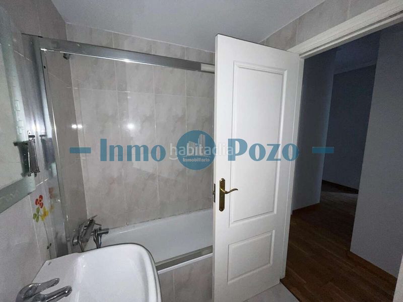 Foto a358b245-4889-4296-a39f-565563cc02ad. Pis a Almendralejo