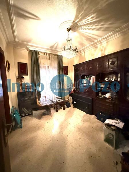 Foto dd03fa23-470e-4deb-b42b-c2f6f3ed1746. Pis a Almendralejo