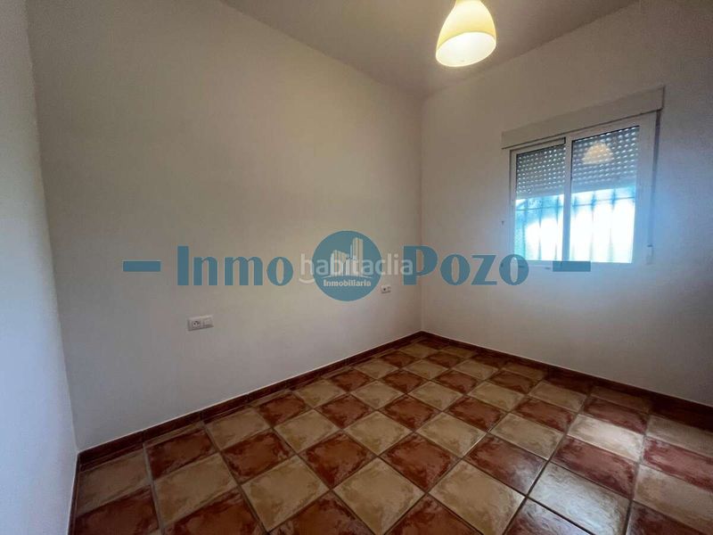 Foto 4a890f08-fd5c-4db0-90d9-5647f62dcdf3. Xalet amb piscina a Almendralejo