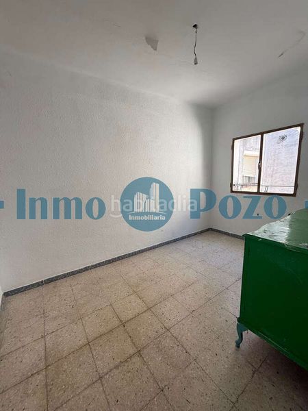 Foto cd952c46-9688-42ec-bdb0-e1f40b25d2a3. Pis a Almendralejo
