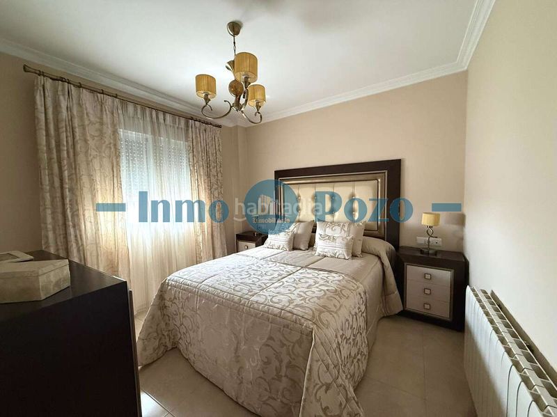 Foto db568dbf-d931-4ae3-95e9-ee7482022f1a. Pis amb aparcament a Almendralejo